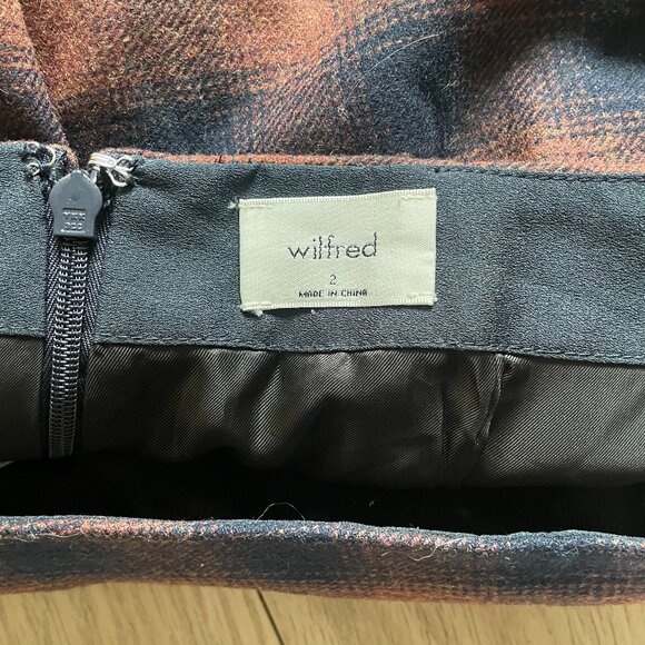 Wilfred Classic Mini Skirt - Picture 4 of 4